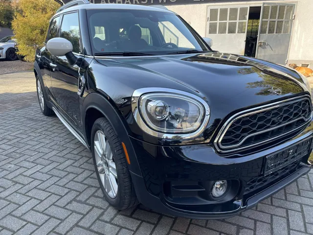 MINI Countryman — realizacja warsztatu LAKMAR