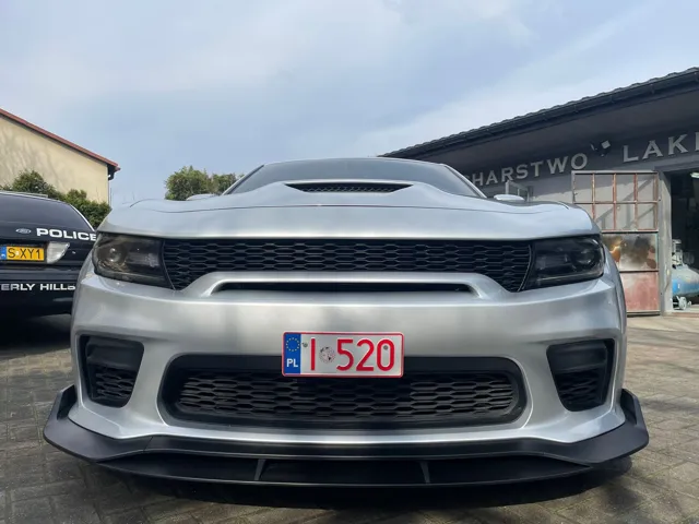 Dodge Charger Widebody — realizacja warsztatu LAKMAR