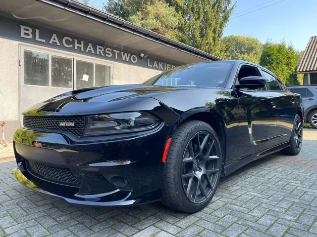 Dodge Charger · czarny — ujęcie z galerii warsztatu