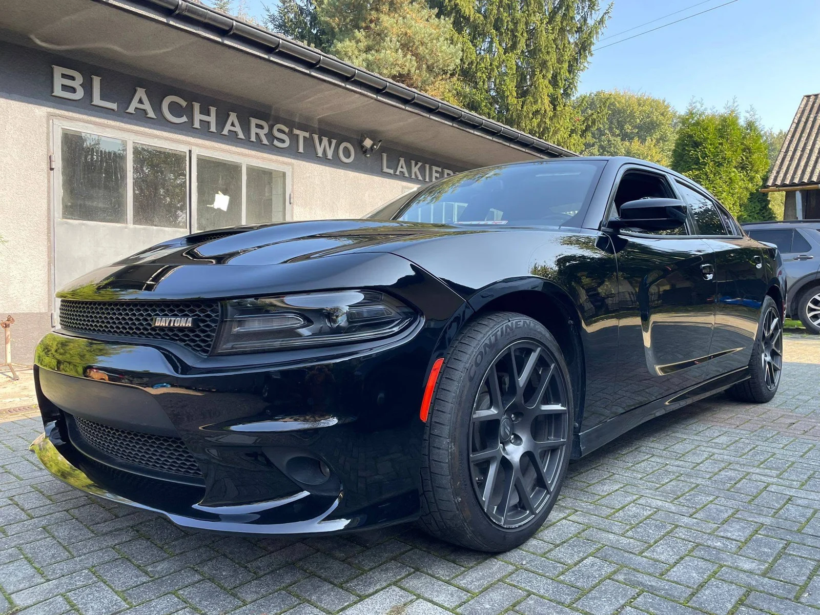 Dodge Charger z galerii LAKMAR