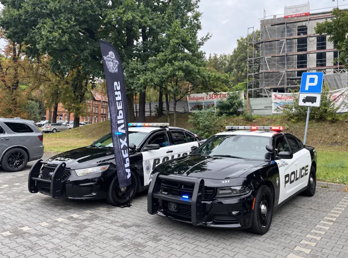 Ford i Dodge · wersje policyjne